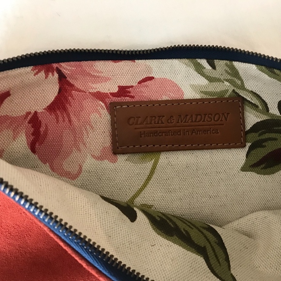 Suede leather clutch - Picture 2 of 2